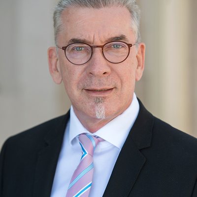 Dr. Thomas Möller